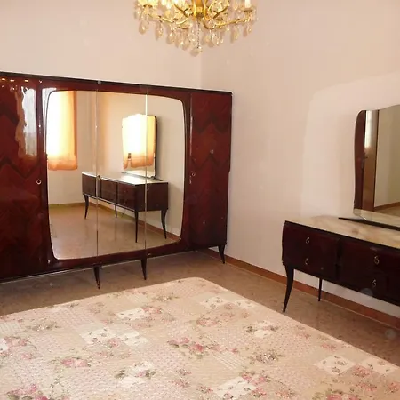 Apartment La Mandola *